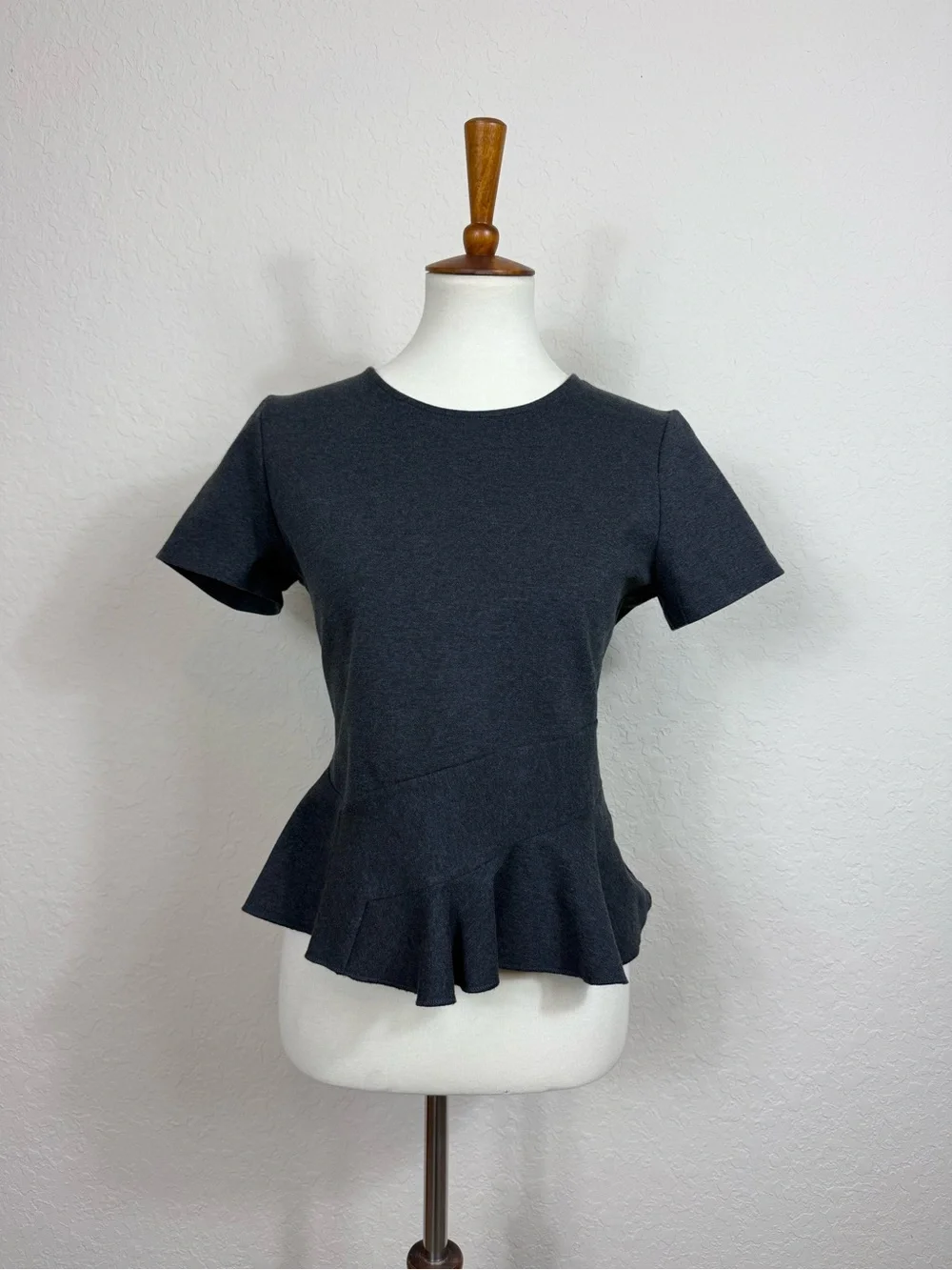 J. Crew Charcoal Grey Peplum Short Sleeve Ruffle Top Pleated Size M
